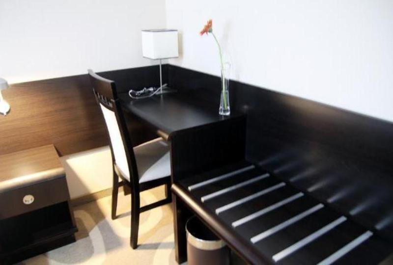 Hotel Picaro Zarska Wies Polnoc A4 Kierunek Niemcy ズゴジェレツ エクステリア 写真