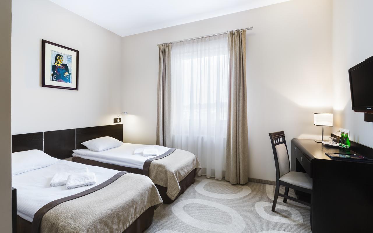 Hotel Picaro Zarska Wies Polnoc A4 Kierunek Niemcy ズゴジェレツ エクステリア 写真